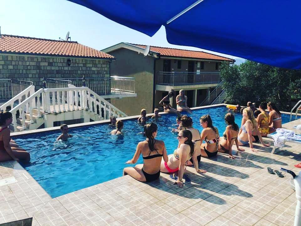 Apartments Dragisic Sveti Stefan Esterno foto