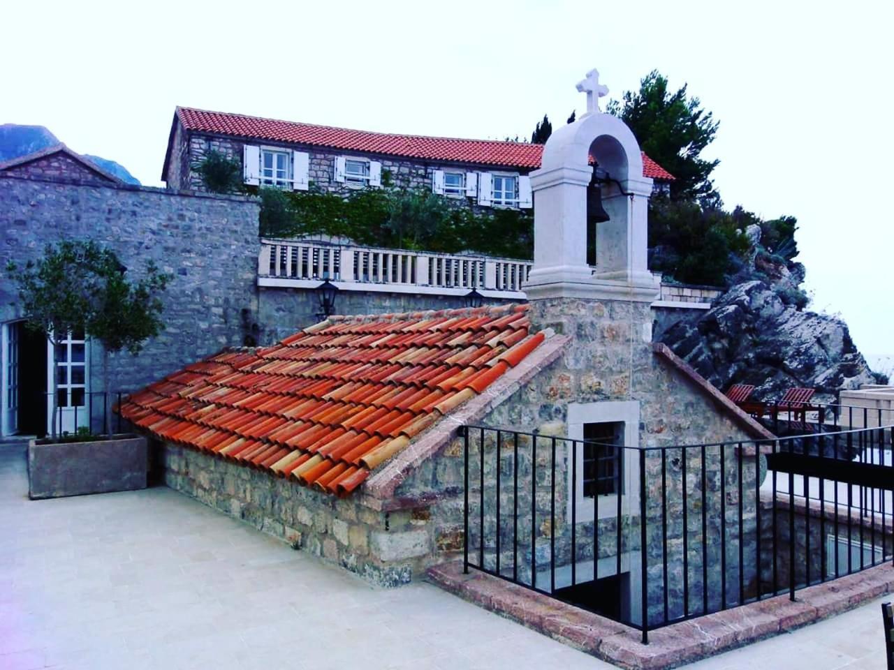 Apartments Dragisic Sveti Stefan Esterno foto